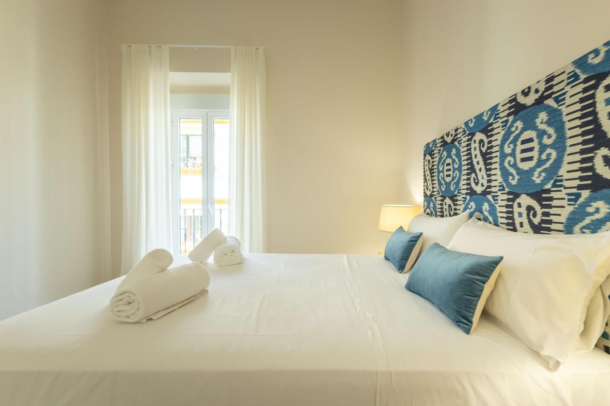 Appartement Rt41 Triana Deluxe à Séville Extérieur photo